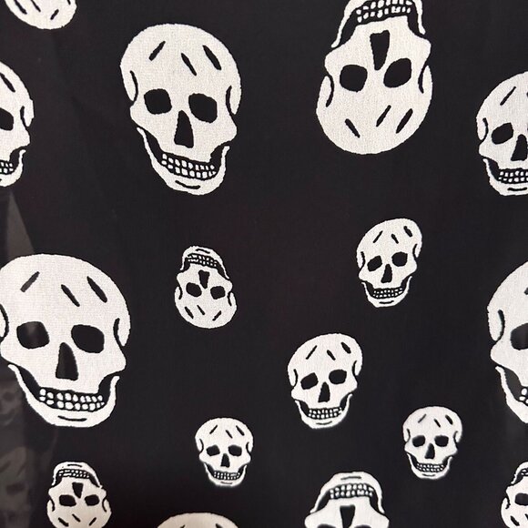 Fun and Flirt Womens S Black Skull Print Sheer Hi-Low Long Sleeve Blouse - Picture 8 of 13